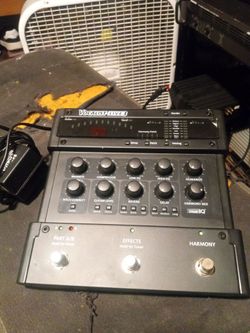 Vocalist live 3 effects pedal brand new 150 bucks cash