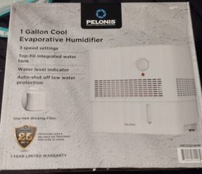 Pelonis 1gallon Evaporative Humidifier.