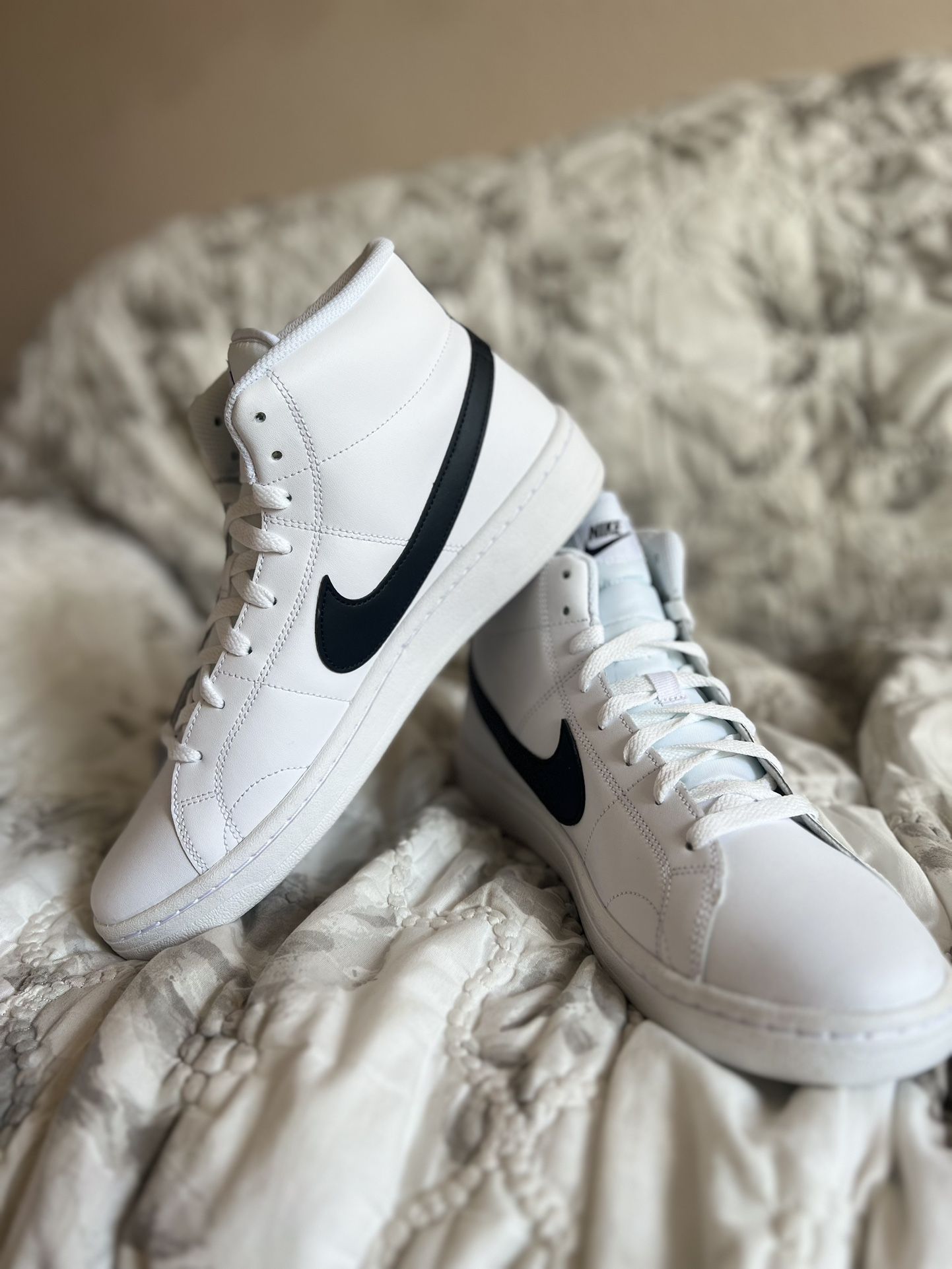 Nike Blazer Size 10