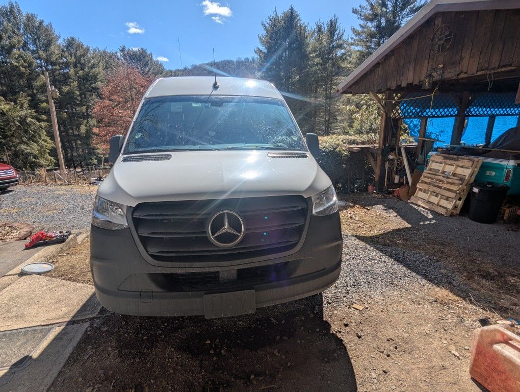 2022 Mercedes Sprinter 2500 Cargo Van For Sale
