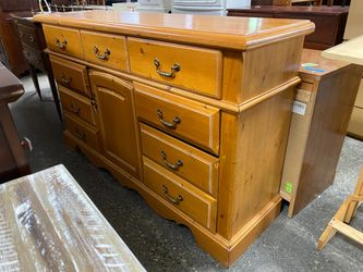 WILD ROSE Wooden 9 Drawer Dresser