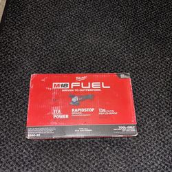 M18 Fuel 4-1/2/5” Grinder Tool Only’ New 