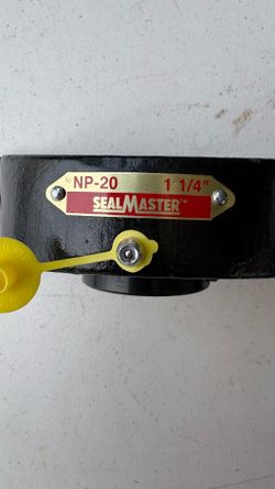 SEALMASTER NP-20 Pillow Block Bearing 1-1/4 in Bore Ball Insert Cast Iron