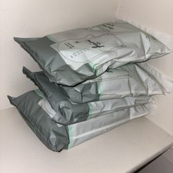 BREAST MILK BAG POUCHES NOT OPENED MUST GO ASAP