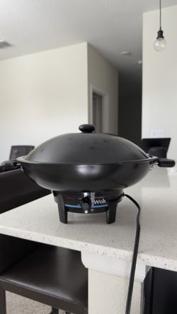 Selling AROMA electric pot/cooker