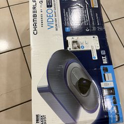 NEW Chamberlain Smart Garage Door Opener w/ Camera & Battery Backup B4655T