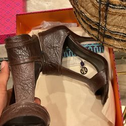 Tory Burch Leather Gladiator Heel