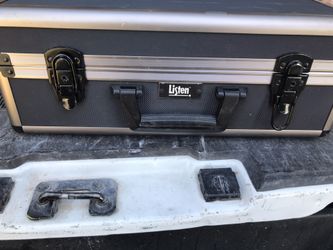 Listen receivers used but good conditions I have 2 cases full