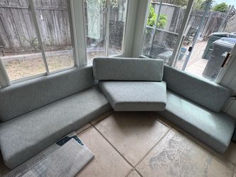Modular Sectional Floor Couch / Sofa Set (Gray)