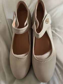 New shoes size 10