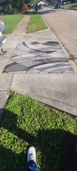 BETTER HOMES & GARDENS "GRAY ABSTRACT" AREA RUG