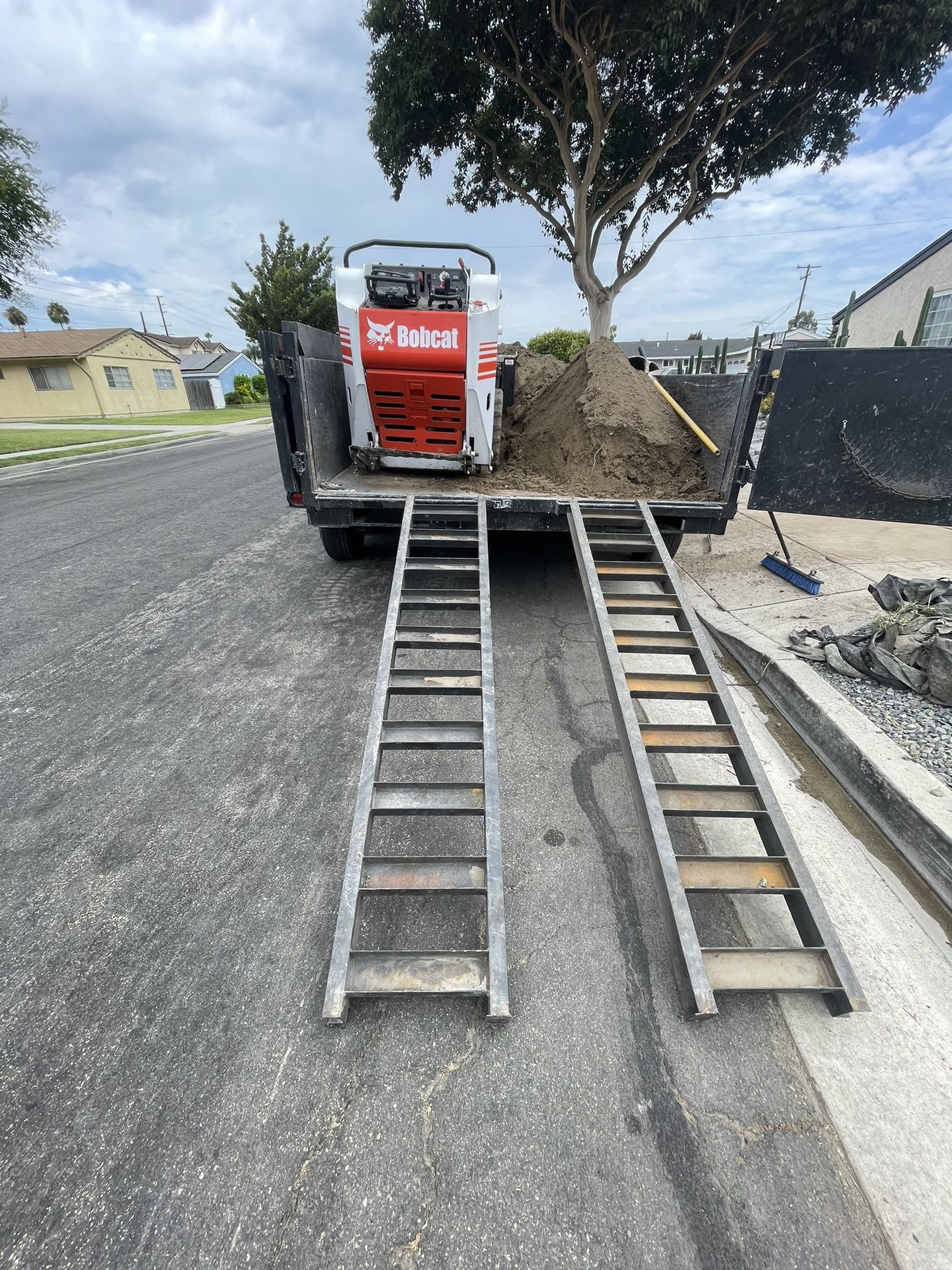 Bobcat Bucket Attachment