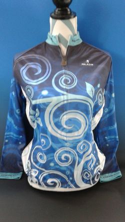 Womens bike shirt- never worn