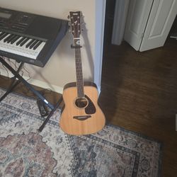 Yahama Guitar FG830