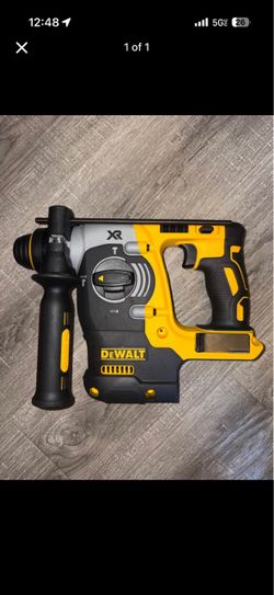 Dewalt 20v XR Rotary Hammer Drill (DCH273)