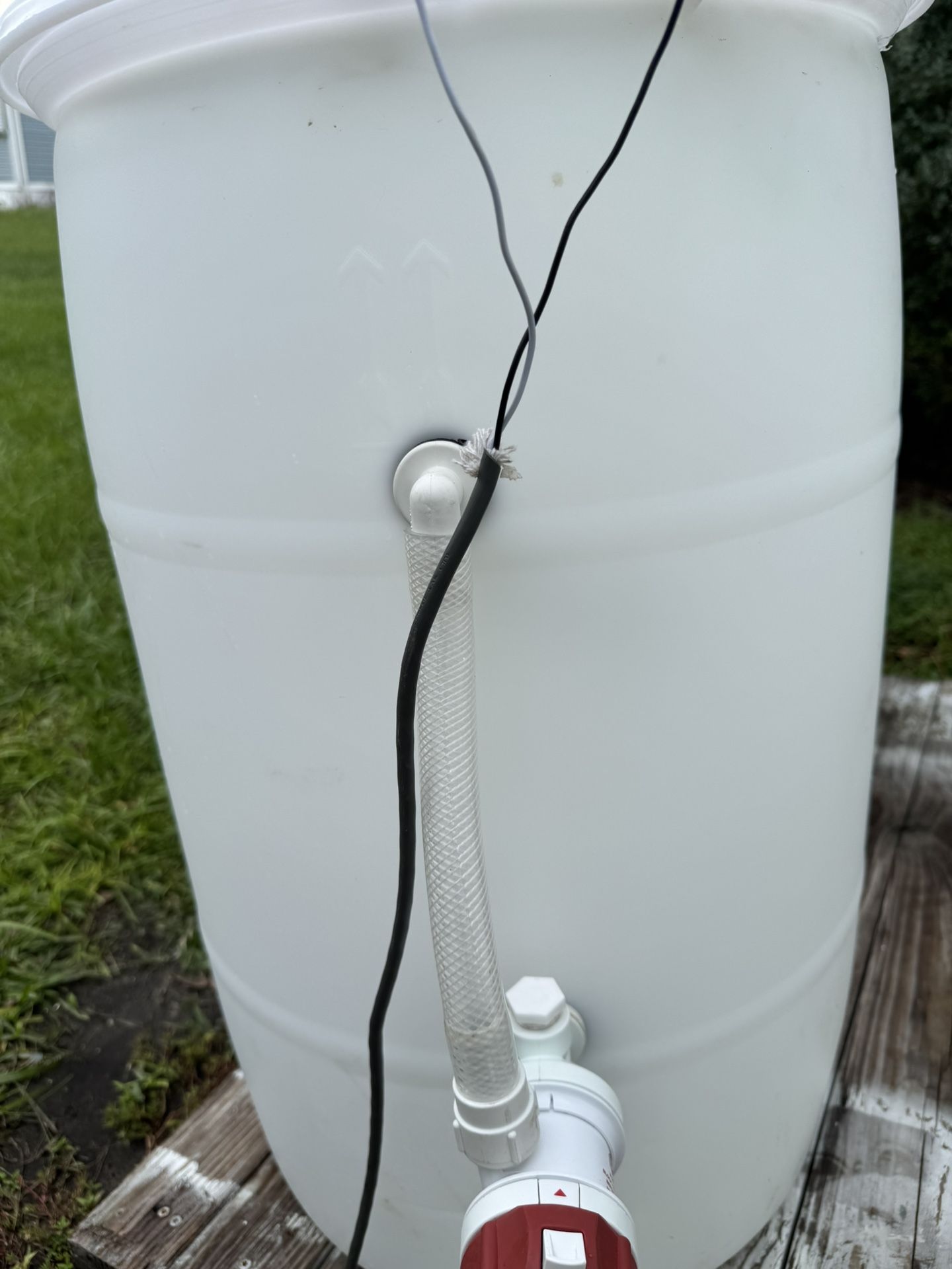 Bait Tank 30 Gallons .