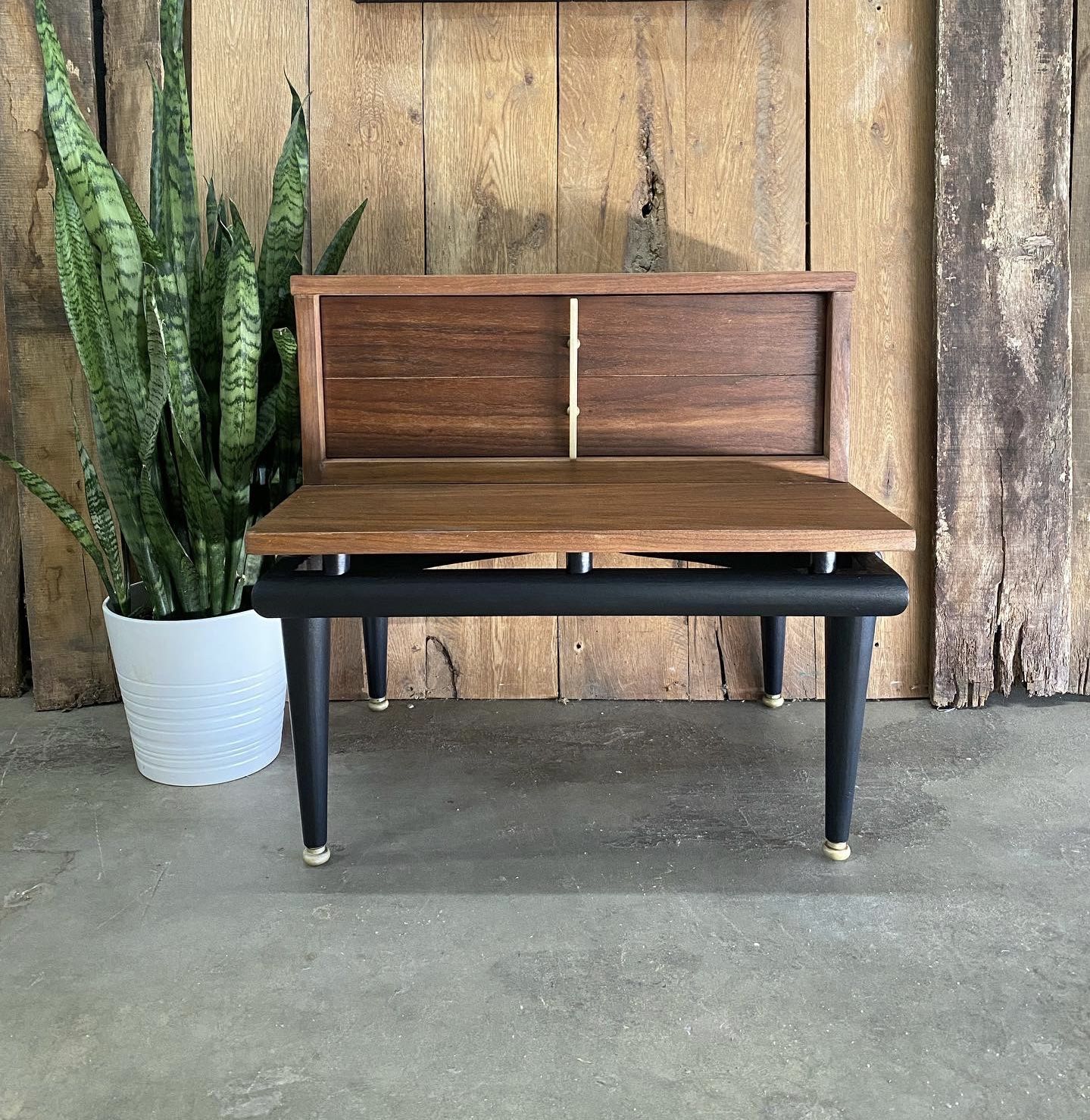 MCM Kent Coffey The Sequence End Table / Nightstand