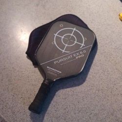 Engage 6.0 pro pickleball paddle with case