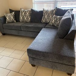 Sectional Grey 