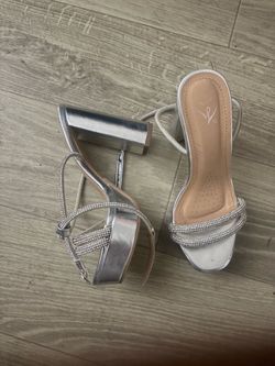 Heels size 6