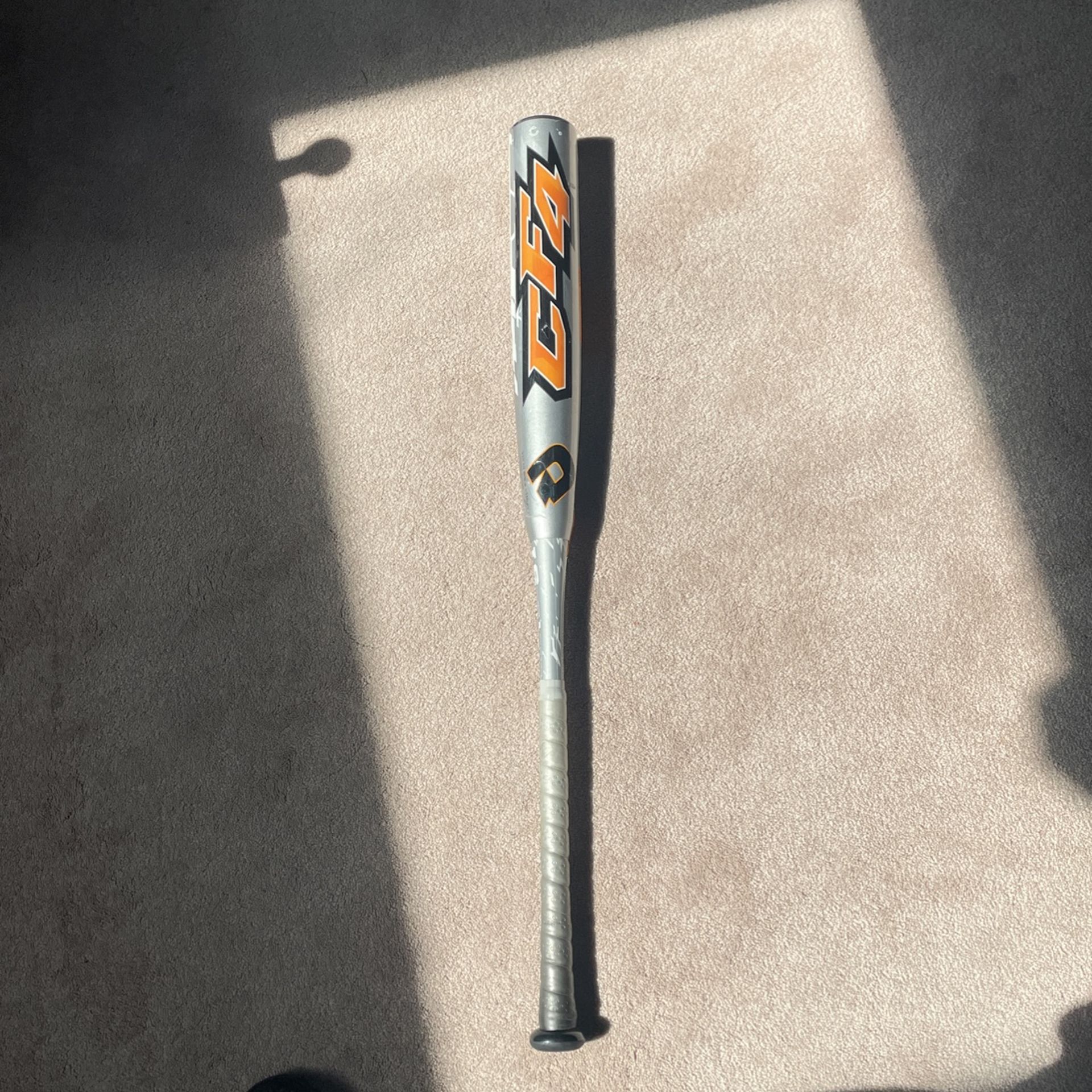 Demarini CF4 -3 33/30 -3 Baseball Bat.