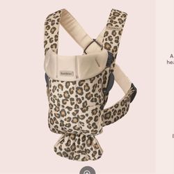 Baby Bjorn Carrier Mini