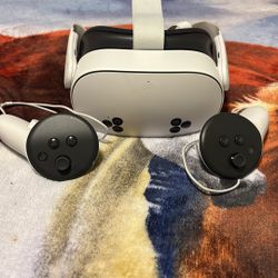 Meta Quest 3S Virtual Reality All In one W/BatMan Arkham