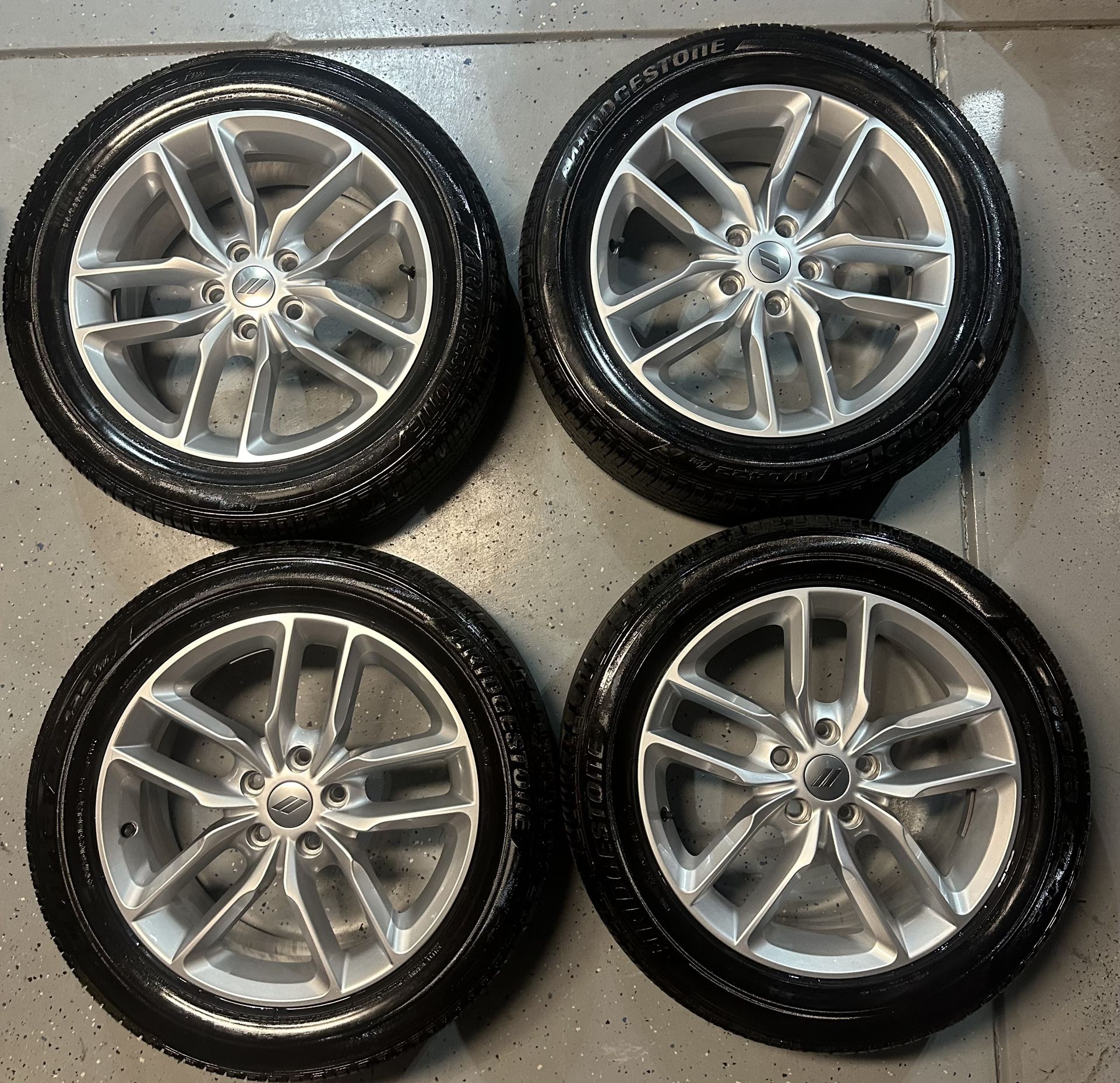 2022 Durango R/T OEM Wheels And Tires