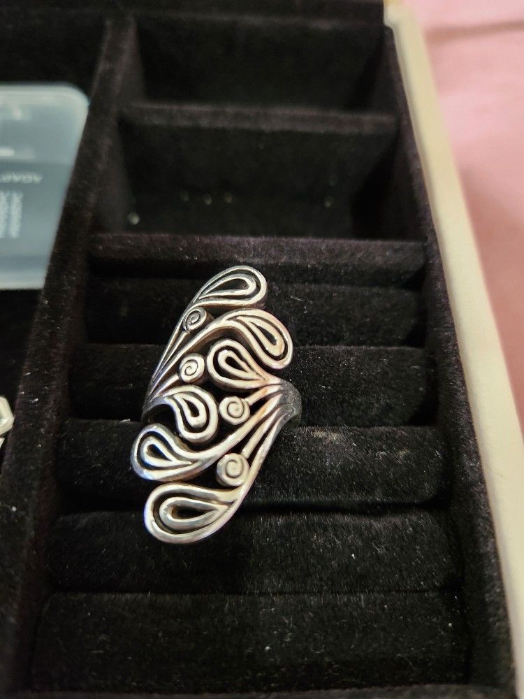 Sterling Silver Ring Size 7