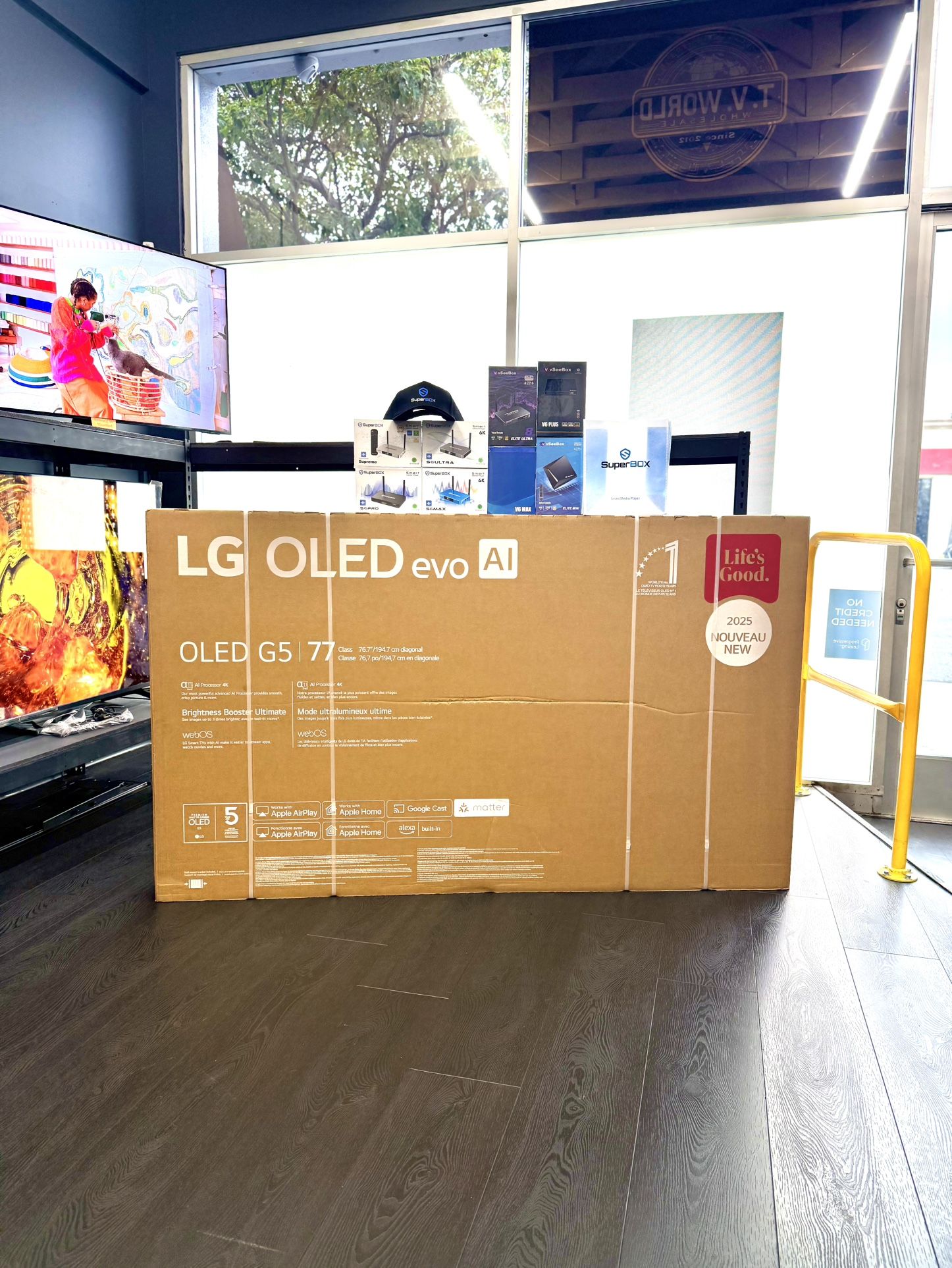 77 INCH LG OLED G5 SMART 4k TVS AI THIN Q NEW TV SALE