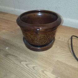 Ceramic Planter Pot (No Chips, Perfect Condition)