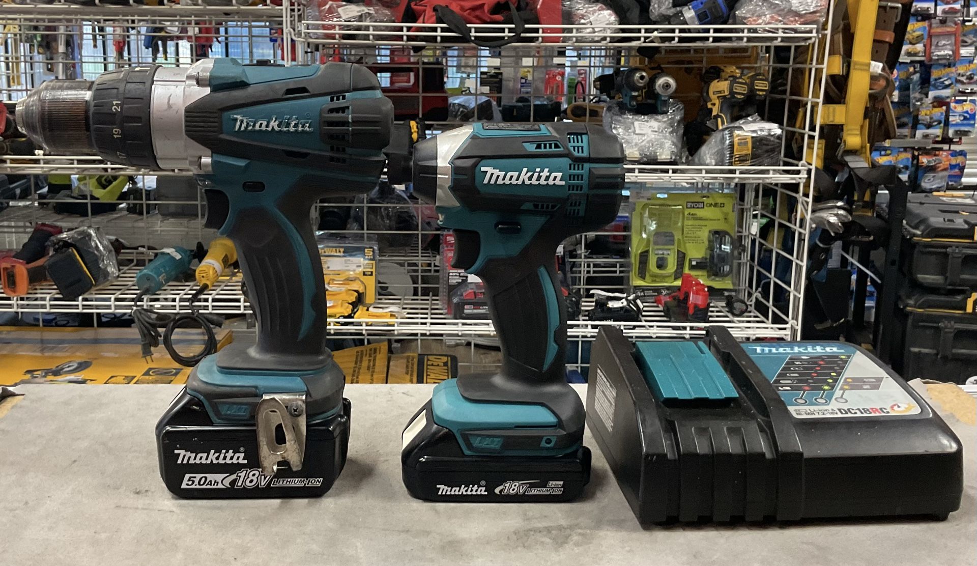 Makita 18V Lithium Ion Hammer Driver Set