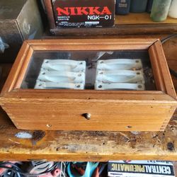 Antique fuse box