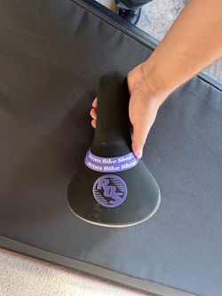 Purple Ros seat