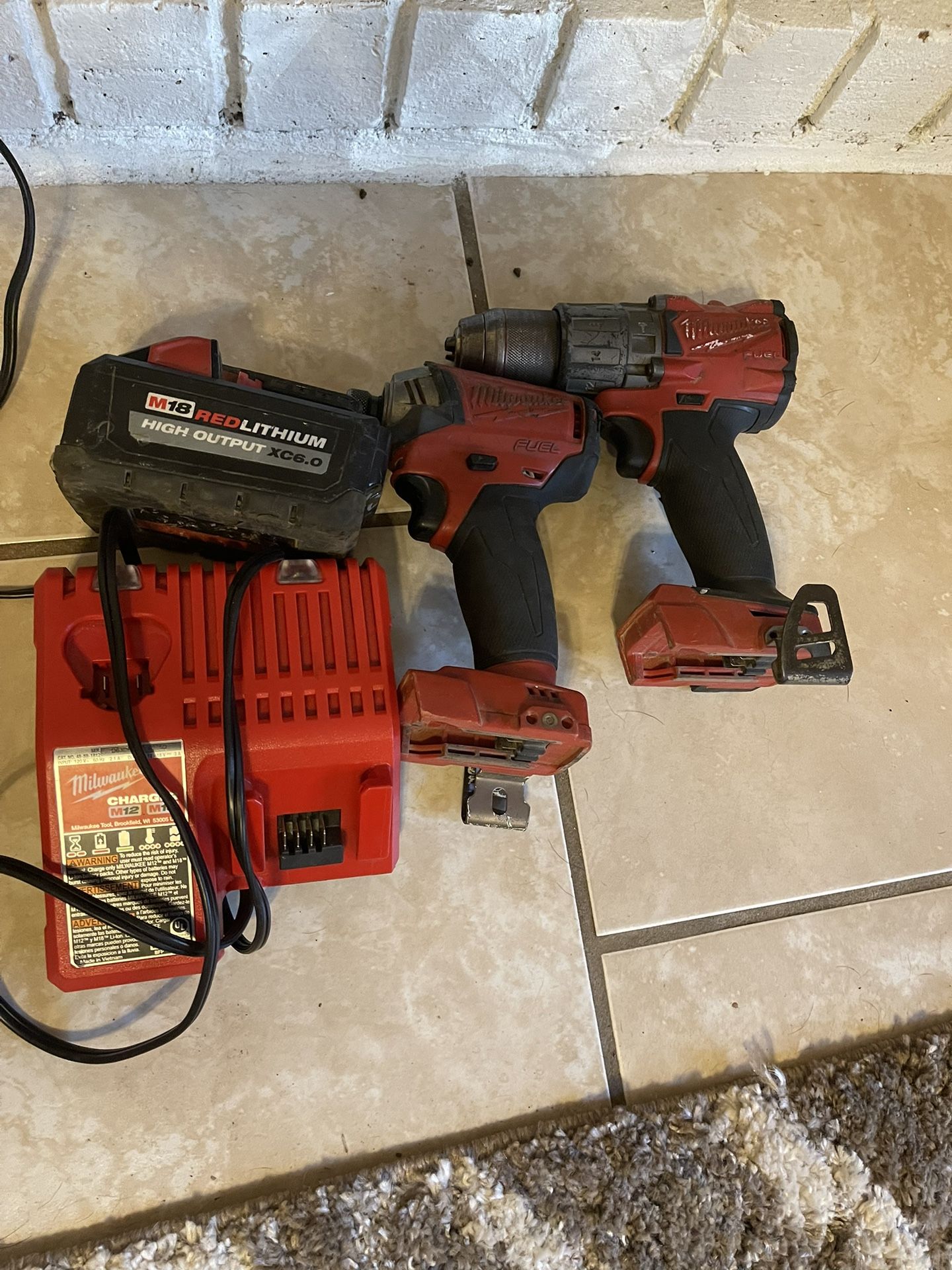 Milwaukee Hammer Film An Impact Surge With Battery