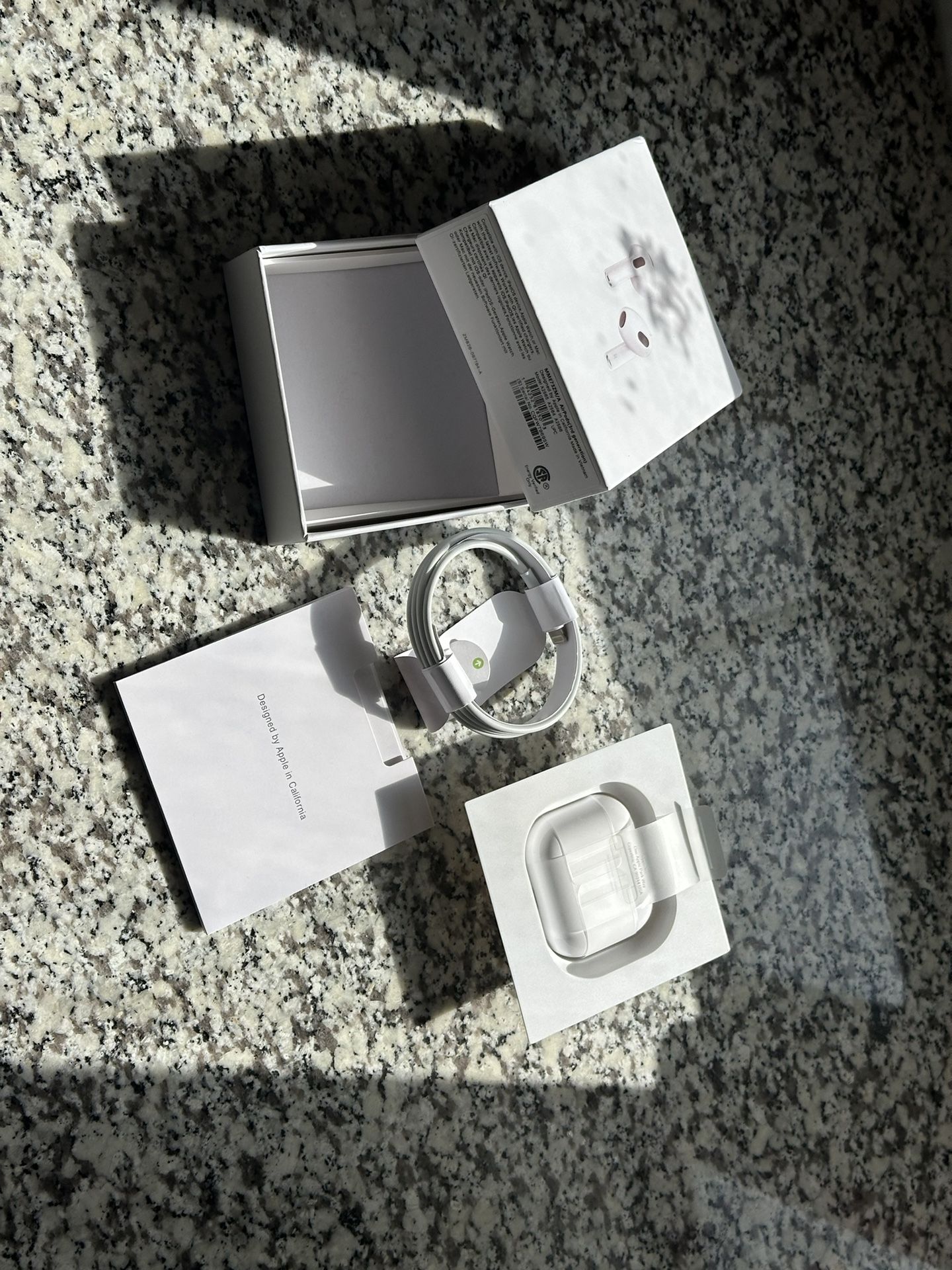 AppIe AirPods 3rd Gen