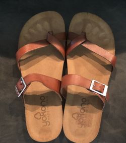 YOKONO LEATHER SLIP ON SANDALS  SIZE 7 NEW