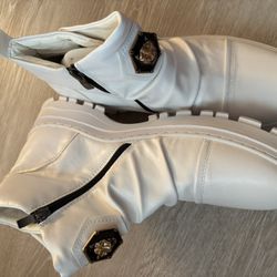 Beautiful new unique boots