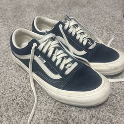 Vans pro skate shoes  size 10.5 blue