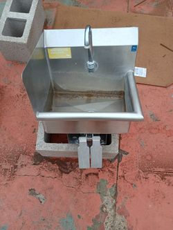 Restaurant Hand Washing Sink