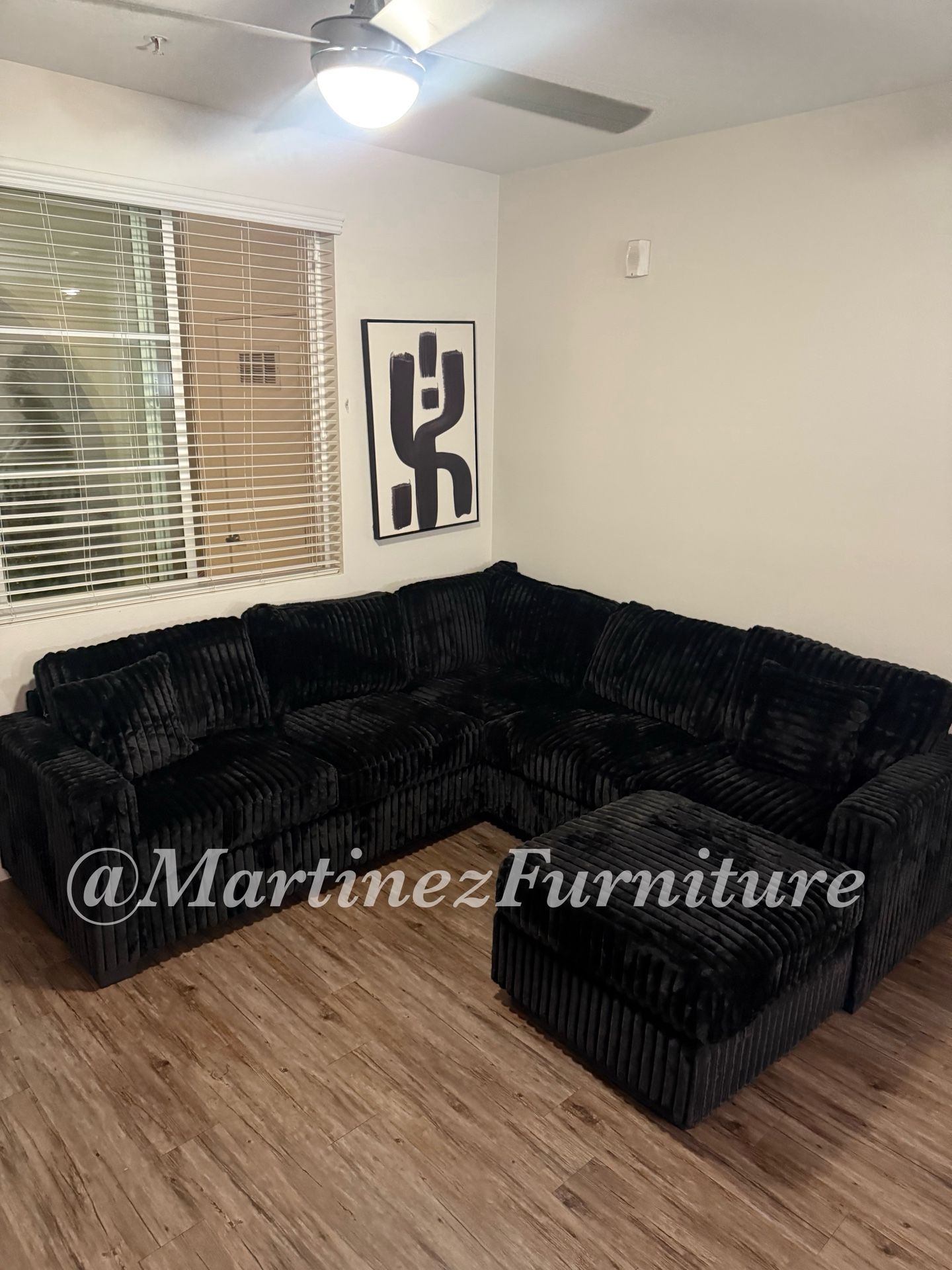 BRAND NEW BLACK THICK FLUFFY CORDUROY SECTIONAL SOFA COUCH W/ OTTOMAN (NEW IN BOXES)