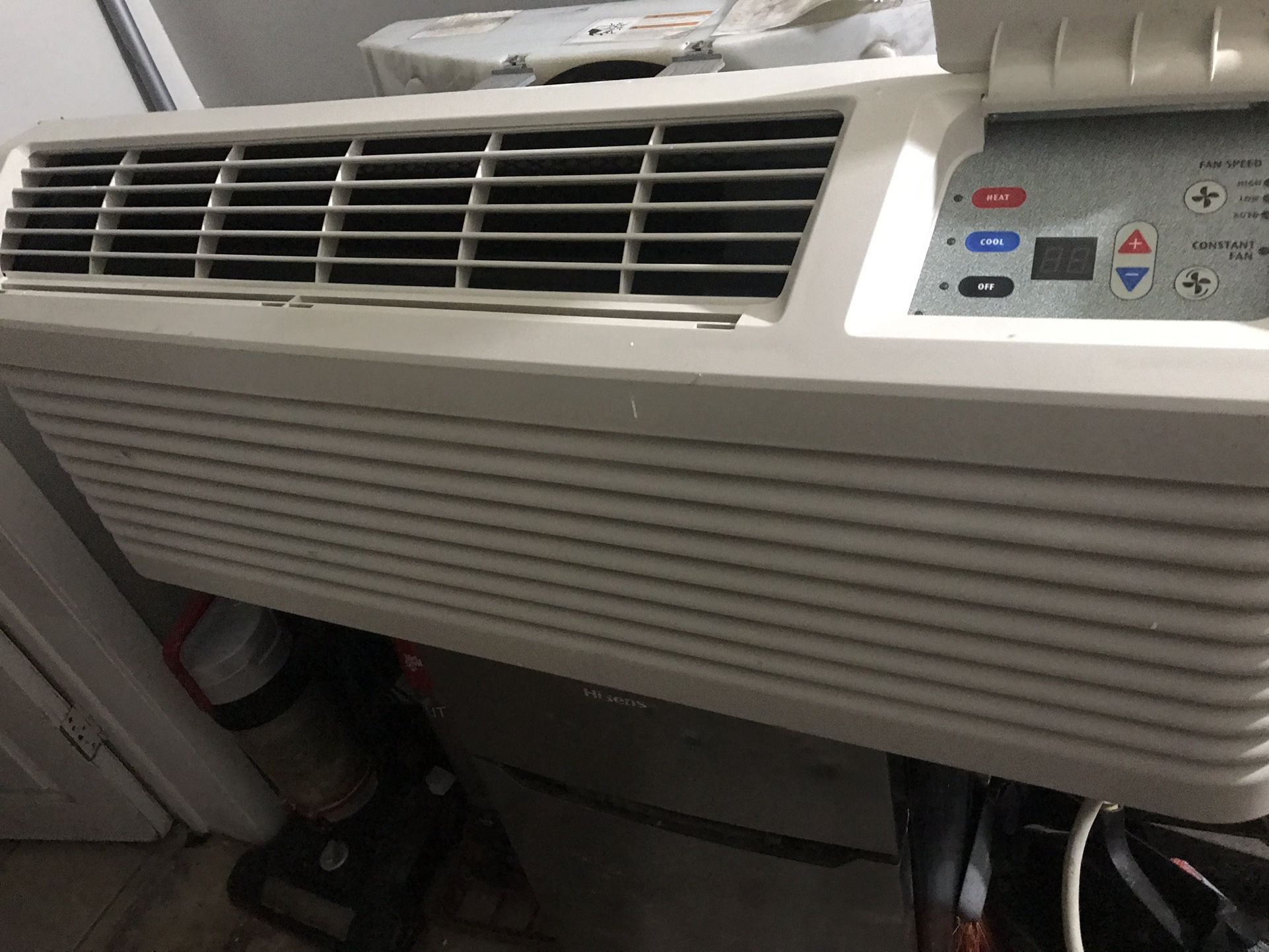 Amana. Air Conditioner/ Heater Unit