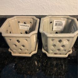 2 Ceramic Plant Pots