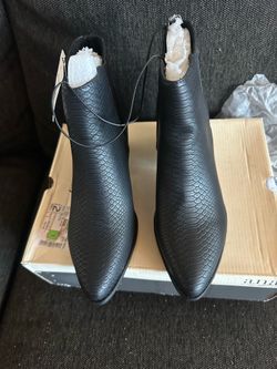 Women’s booties