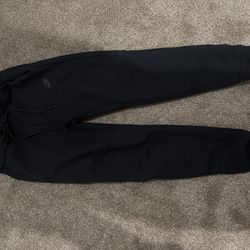 Nike Tech Joggers 