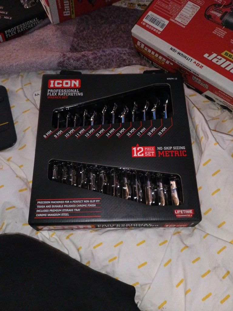 ICON Professional Flex-Head Metric Ratcheting Combination Wrench, 12-Piece (WRFM-12)