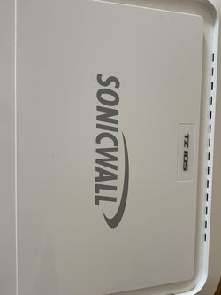 Sonicwall firewall/ Router - TZ105