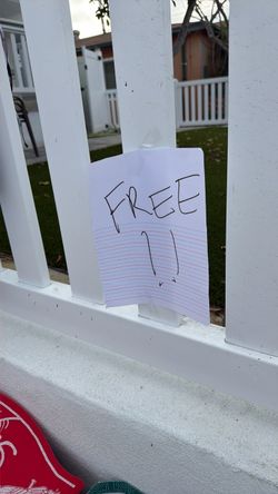 Garage/yard sale 8/30 8am-noon