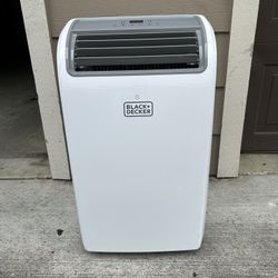 Portable Air Conditioner - Black and Decker 3 in 1,  8,000 BTU