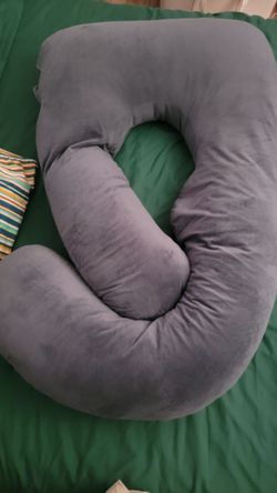 Pregnancy pillow